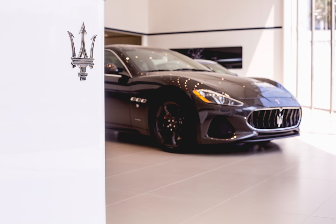 Maserati: A Century of Italian Elegance tmpowm86t6w